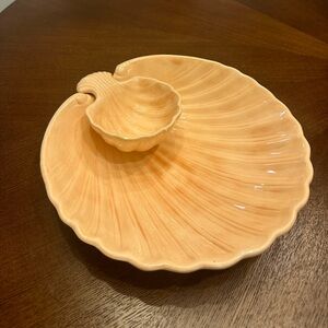 Vintage shell chip and dip plate